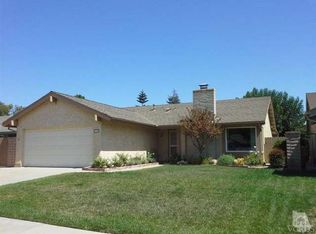 1036 N Hickory View Cir, Camarillo, CA 93012