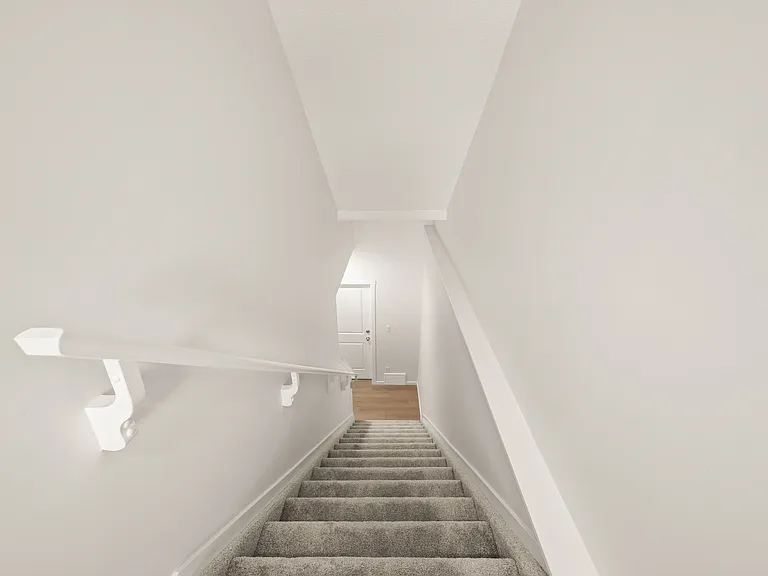 527 Black Stone Blvd — Photo 10