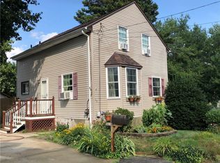 60 Fillmore St, Warwick, RI 02888
