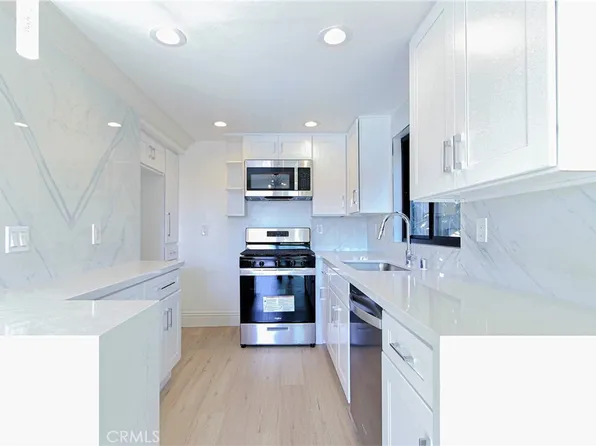 420 Cypress Dr, Laguna Beach, CA 92651