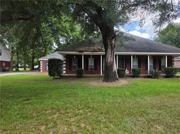 7190 Okatoma St, Mobile, AL 36618
