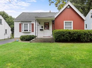 502 Falstaff Rd, Rochester, NY 14609