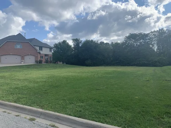 1435 Dunfries St, Flossmoor, IL 60422