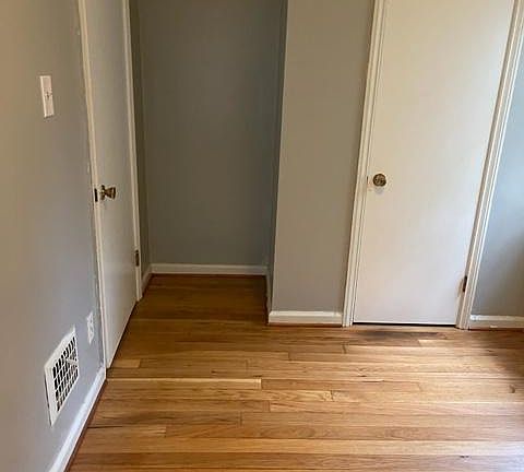 2nd image of 19224 Beaconsfield St