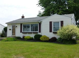 99 Melody Ln, Tonawanda, NY 14150
