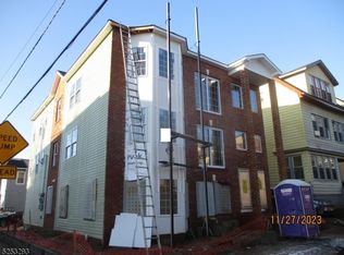 276 Renner Ave, Newark, NJ 07112