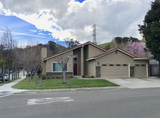 17901 Oak Grove Dr, Morgan Hill, CA 95037