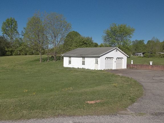 2nd image of 116 Motley Cir