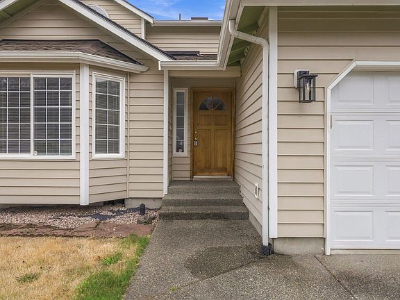 3rd image of 6748 3rd Way SE