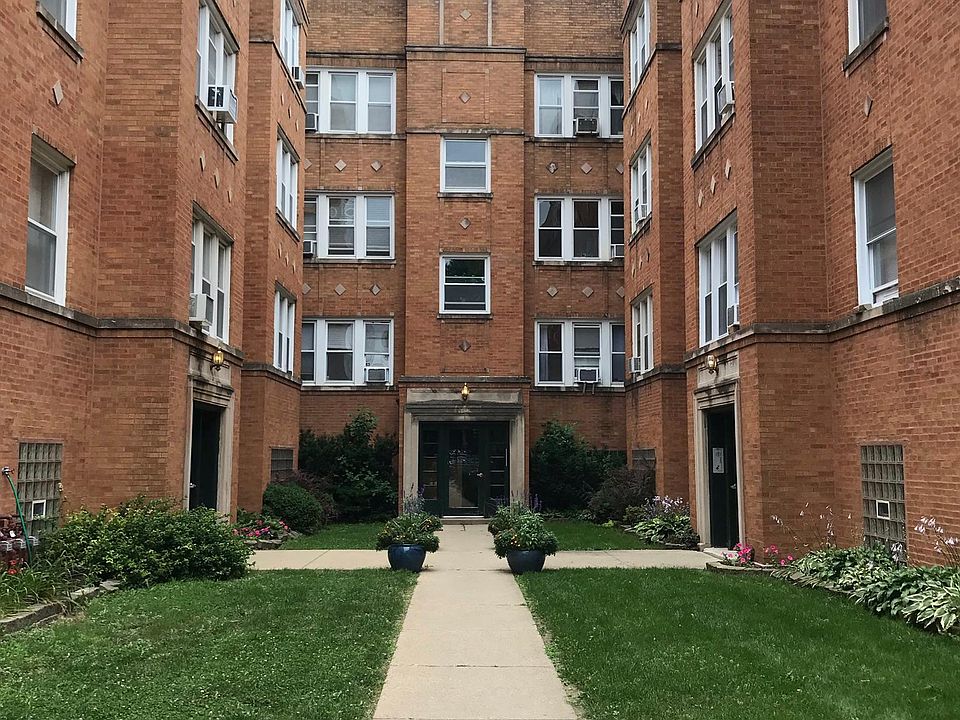 1st image of 4421 N Whipple St APT 1B