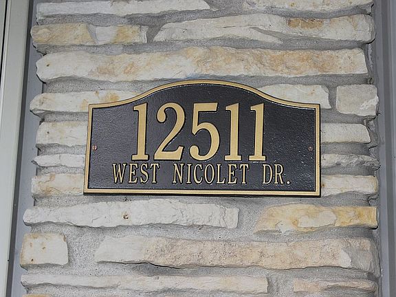 4th image of 12511 W Nicolet Dr