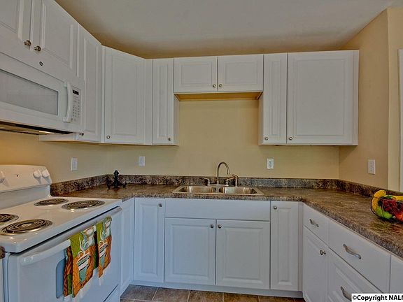 4th image of 4420 McClain Ln NW