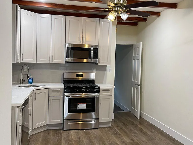 1333 W Porter St #2 — Photo 8