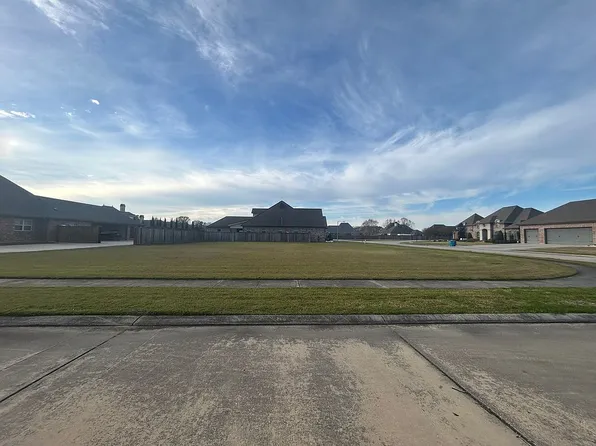 600 Riverside Dr, Berwick, LA 70342