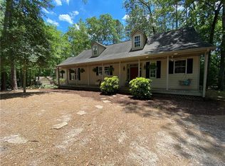 3060 Bourbon St, Sanford, NC 27332