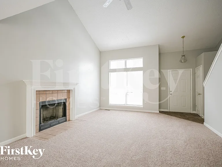 10225 Park Stream Dr — Photo 3