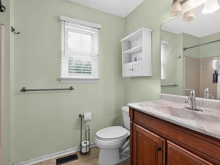 402 Candlewood Way — Photo 31