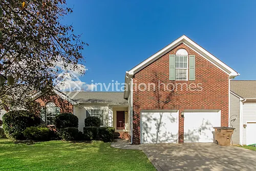 6894 Fenwick Dr Photo 1