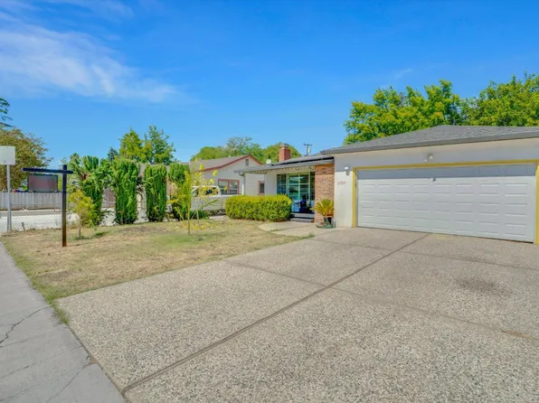 2009 Elmwood Ave, Stockton, CA 95204