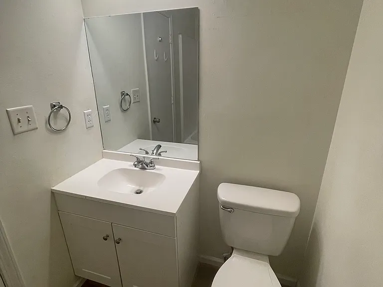 117 Redstone Dr — Photo 12