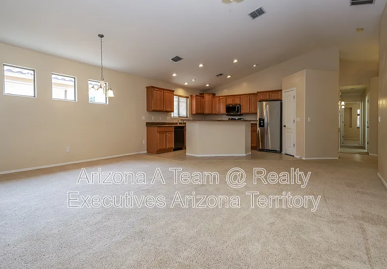 10489 E Bonpland Willow Dr — Photo 4