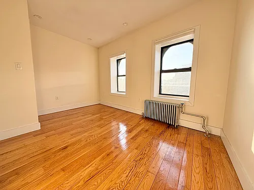 30 Rogers Ave #2F Photo 1