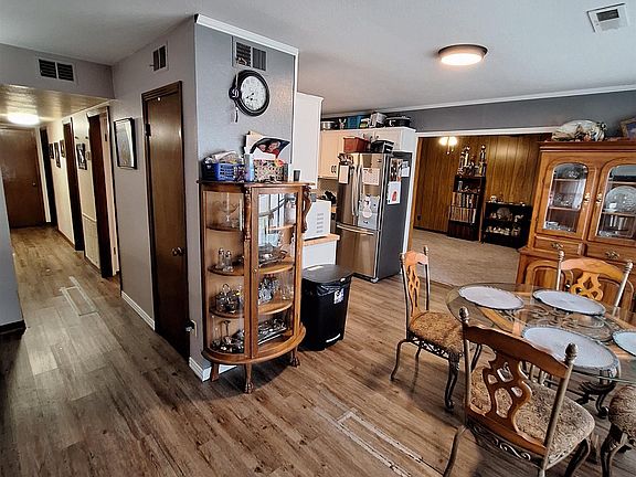 3rd image of 2241 Belle Aire Cir