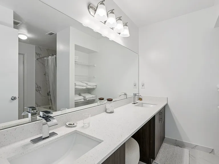 Windsor Castle Townhome Community — Photo 58