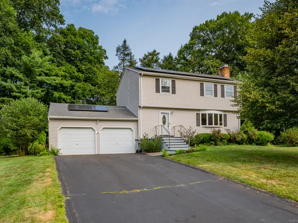 54 Pequot Road, Plainville, CT 06062