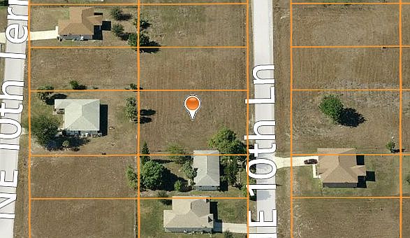 1st image of 1006 NE 10th Ln