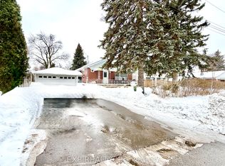 119 Earlton Rd #BASEMENT, Toronto, ON M1T2R8