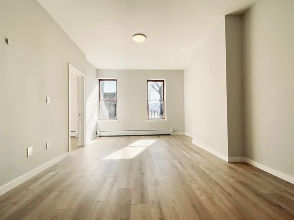 8-10 S Miller St., 8-10 S Miller St #10B, Newburgh, NY 12550