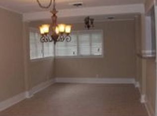 812 9th St SE, Decatur, AL 35601