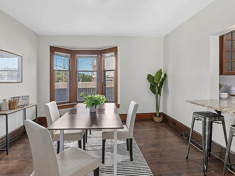 443 Hall St SE — Photo 3