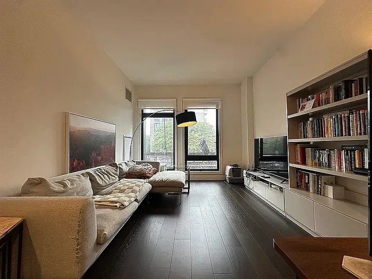 613 Baltic St #2D — Photo 2