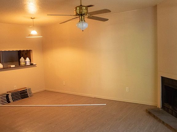 4th image of 1728 Springwoods Lake Dr #A