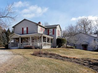 3538 Willow Valley Rd, Long Grove, IL 60047