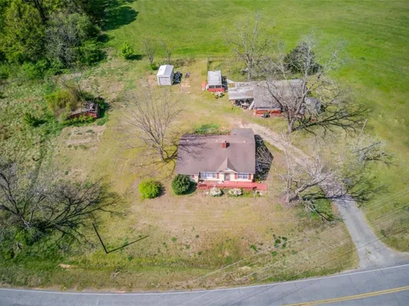1023 Poplar St, Monroe, GA 30655