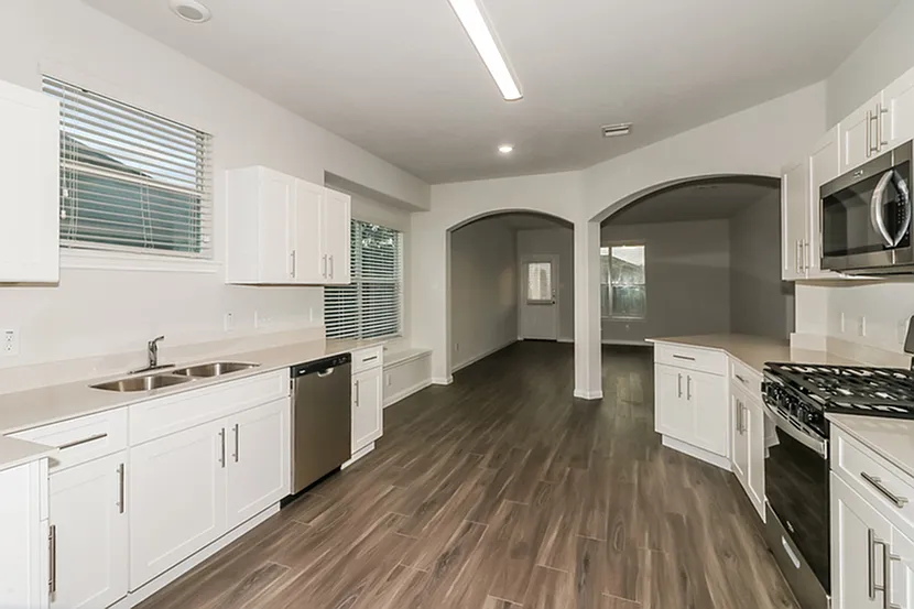 Rio Vista — Photo 2