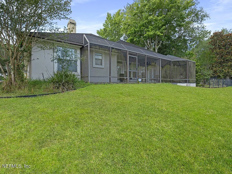 1816 Creekwood Ln — Photo 53