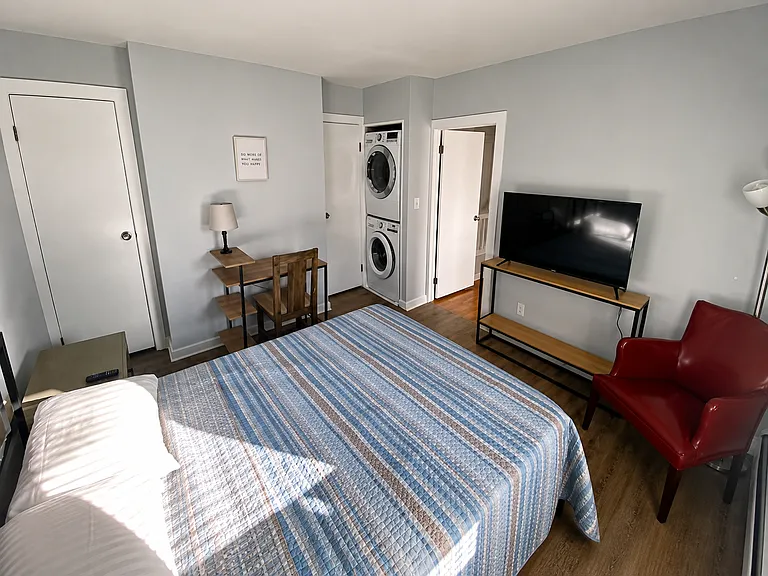 14-16 E North St #14 — Photo 16