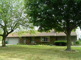 2530 E Oak Ln, Warsaw, IN 46582