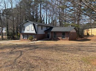 6100 Pine Cone Ln, Austell, GA 30168