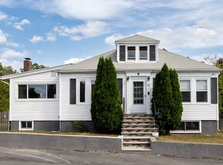 34 Farrington Ave, Dedham, MA 02026