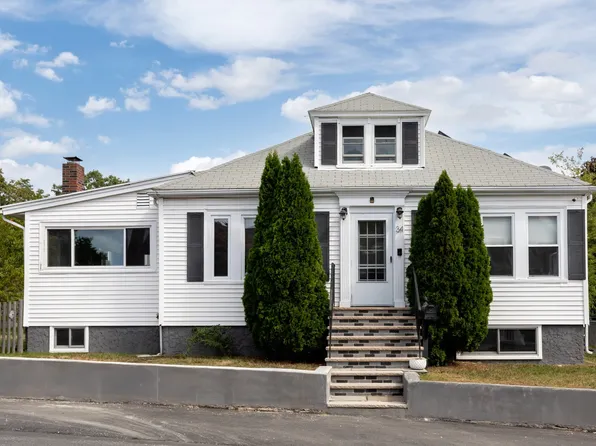 34 Farrington Ave, Dedham, MA 02026