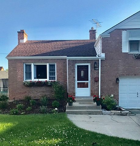 1st image of 3344 W 99th St