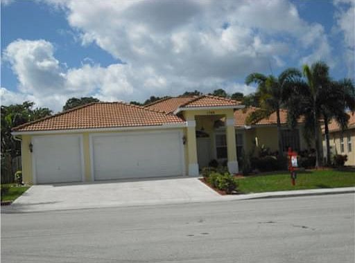 1st image of 1769 Pierce Dr
