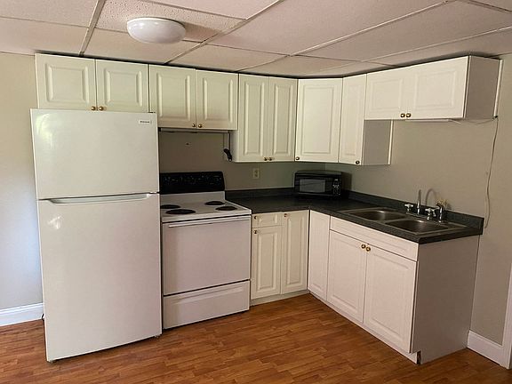 3rd image of 622 N Broad St APT B