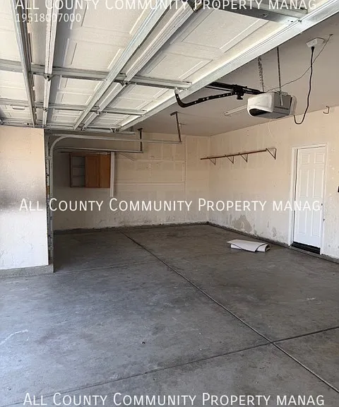 10609 Palomino Ave — Photo 16