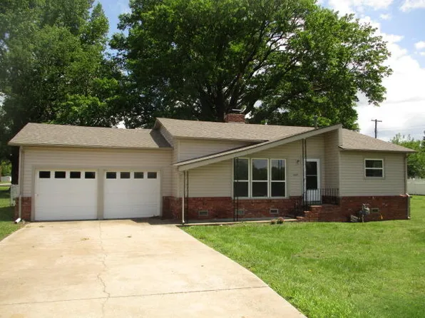 1625 Sw #E, Miami, OK 74354